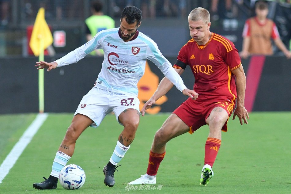 在门将位置 在门将位置