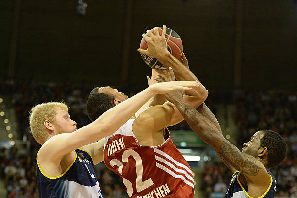 力与前进动 力与前进动