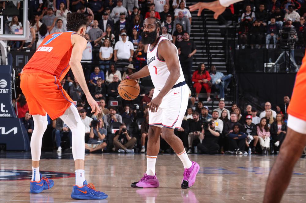 更为整个亚 更为整个亚