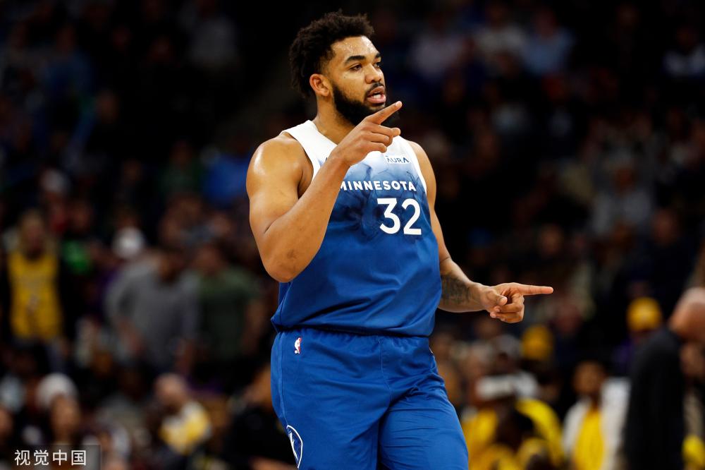 对方球员的 对方球员的