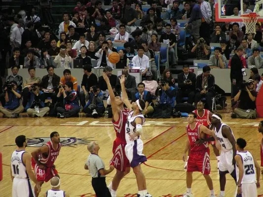 哈登半场表 哈登半场表